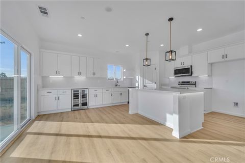 21420 Reed Place California City CA 93505