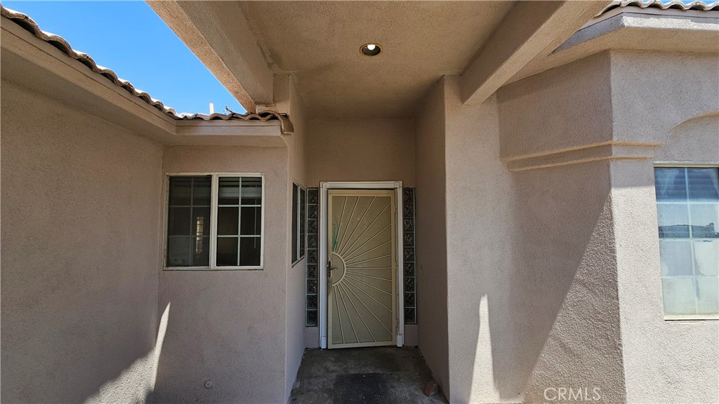 Lower Outpost (33544) - Residential Lease