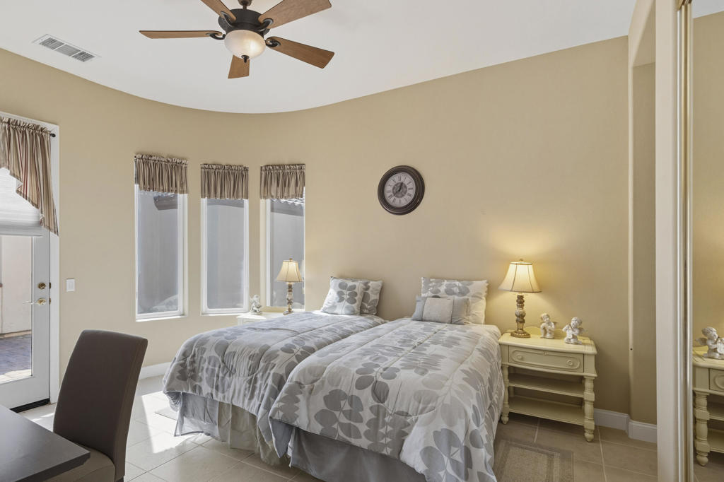 Mira Vista - Residential