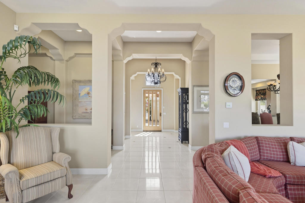 Mira Vista - Residential