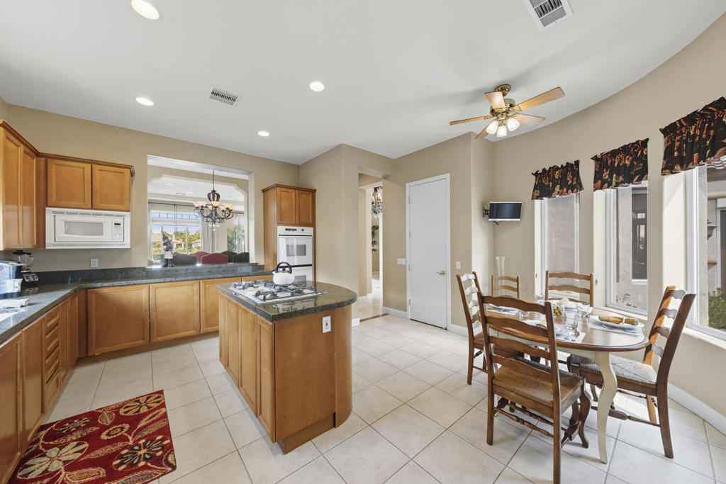 Mira Vista - Residential