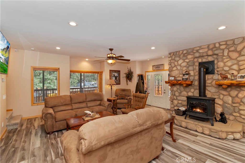284 Leonard Lane
