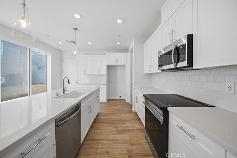 Tiny photo for 4805 Arroyo Run, Moorpark, CA 93021 (MLS # IV26038544)