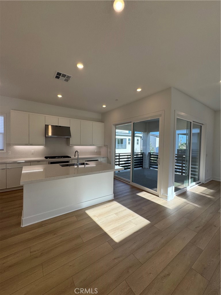 Aluna at Luna Park - Residential Lease