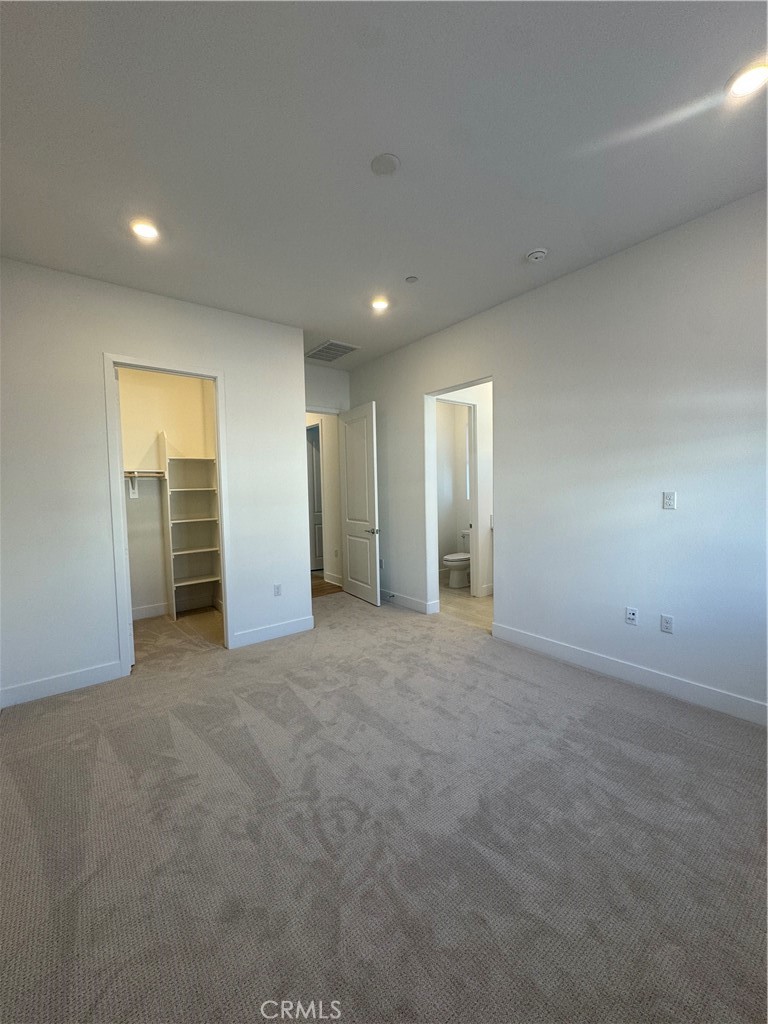 Aluna at Luna Park - Residential Lease