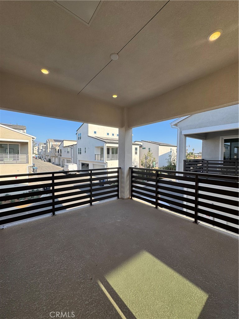 Aluna at Luna Park - Residential Lease