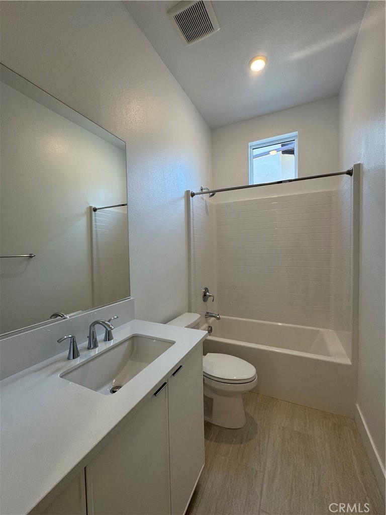 Aluna at Luna Park - Residential Lease