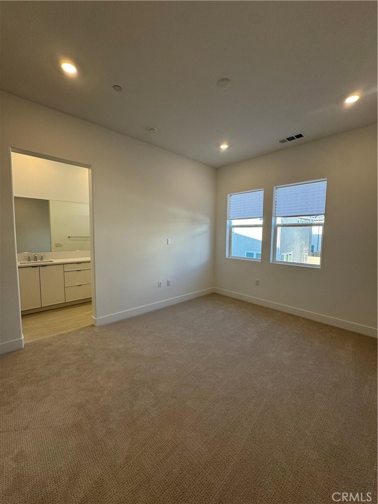 Aluna at Luna Park - Residential Lease