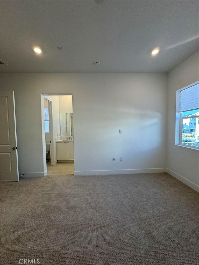 Aluna at Luna Park - Residential Lease