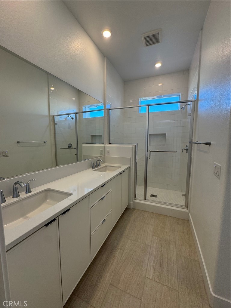 Aluna at Luna Park - Residential Lease