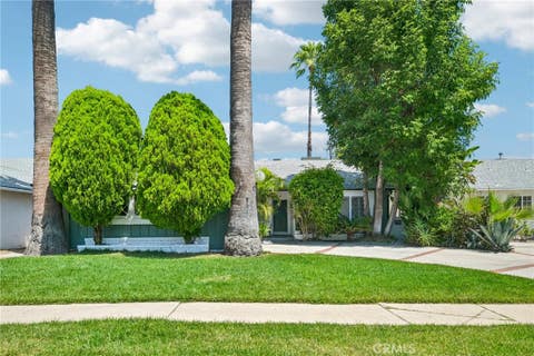 Photo of 7042 Morse Avenue, North Hollywood, CA 91605 (MLS # SR26170065)