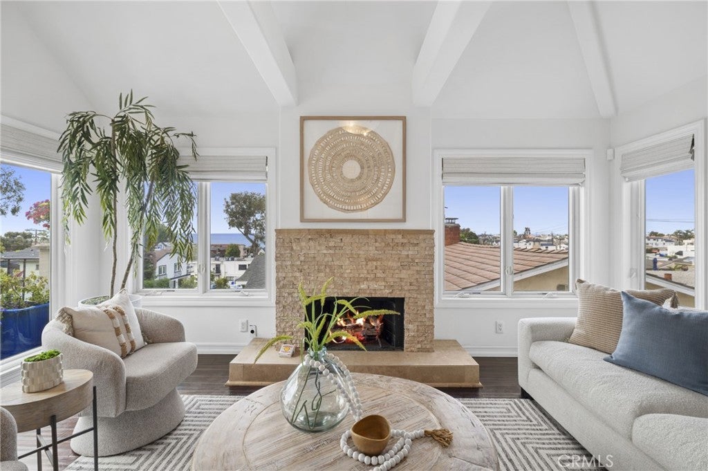 423 Poppy, Corona Del Mar CA 92625 - Photo 6