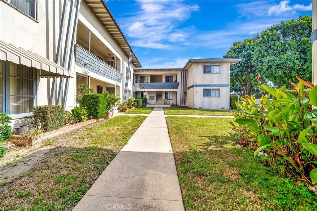 Photo of 5741 Clemson, Los Angeles, CA 90016 (MLS # SR25251190)