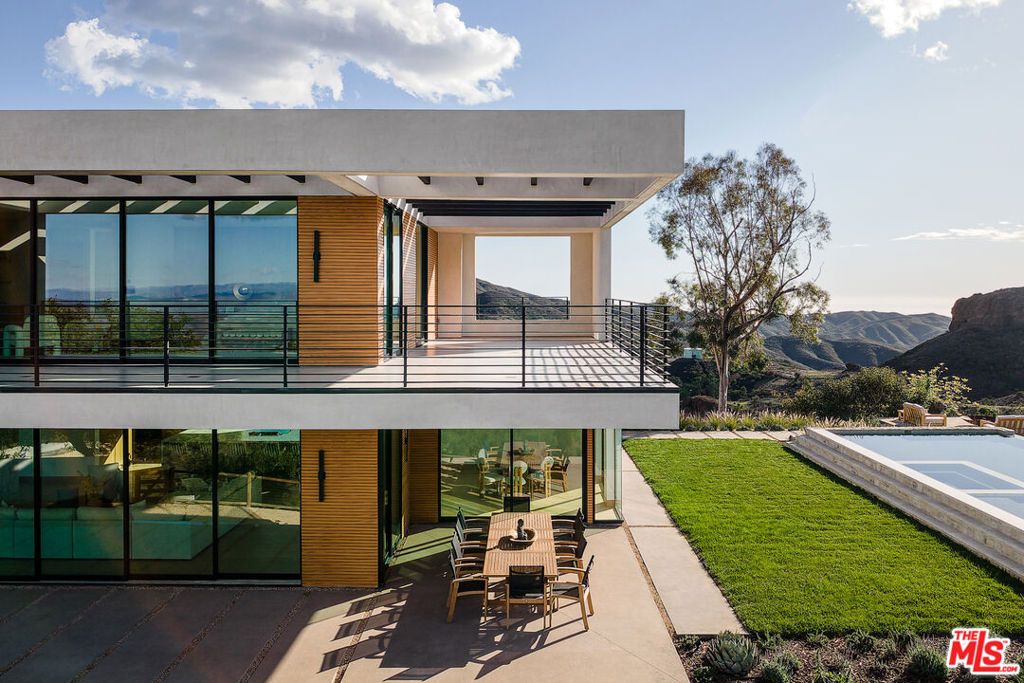 Photo of 32180 Mulholland Highway, Malibu, CA 90265 (MLS # 26663275)