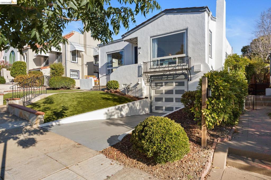 2506 Best Ave