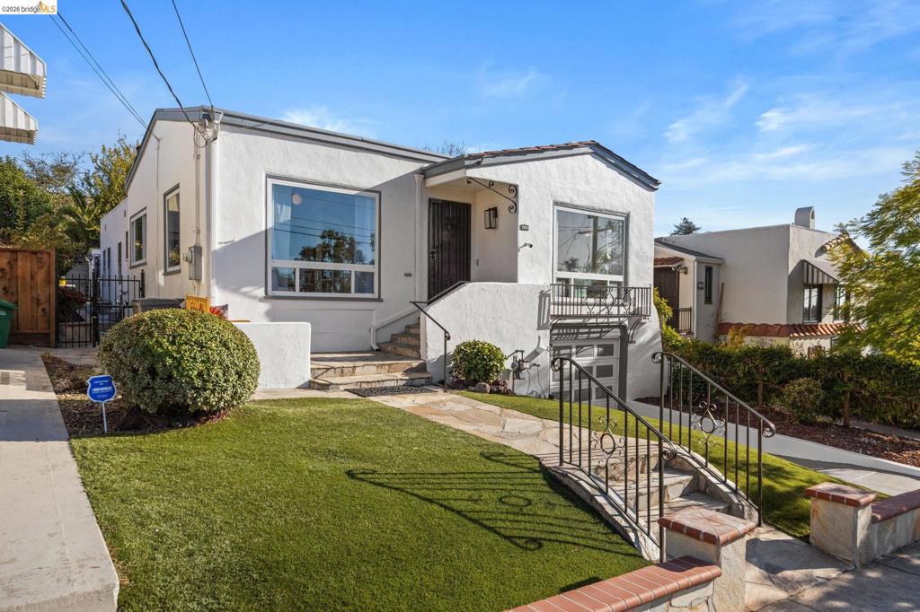 2506 Best Ave