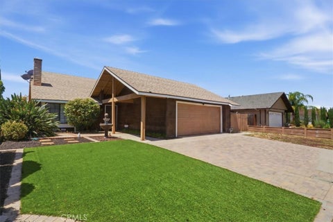Photo of 14002 Caspian WAY, Moreno Valley, CA 92553 (MLS # CV26152390)