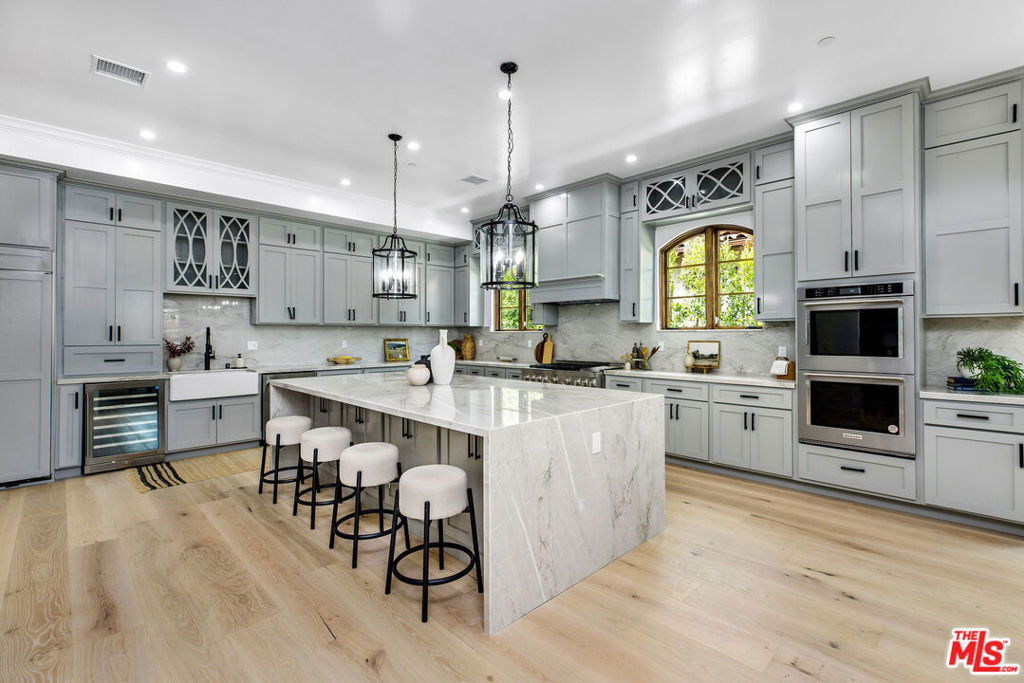 6888 Alta Vista Drive