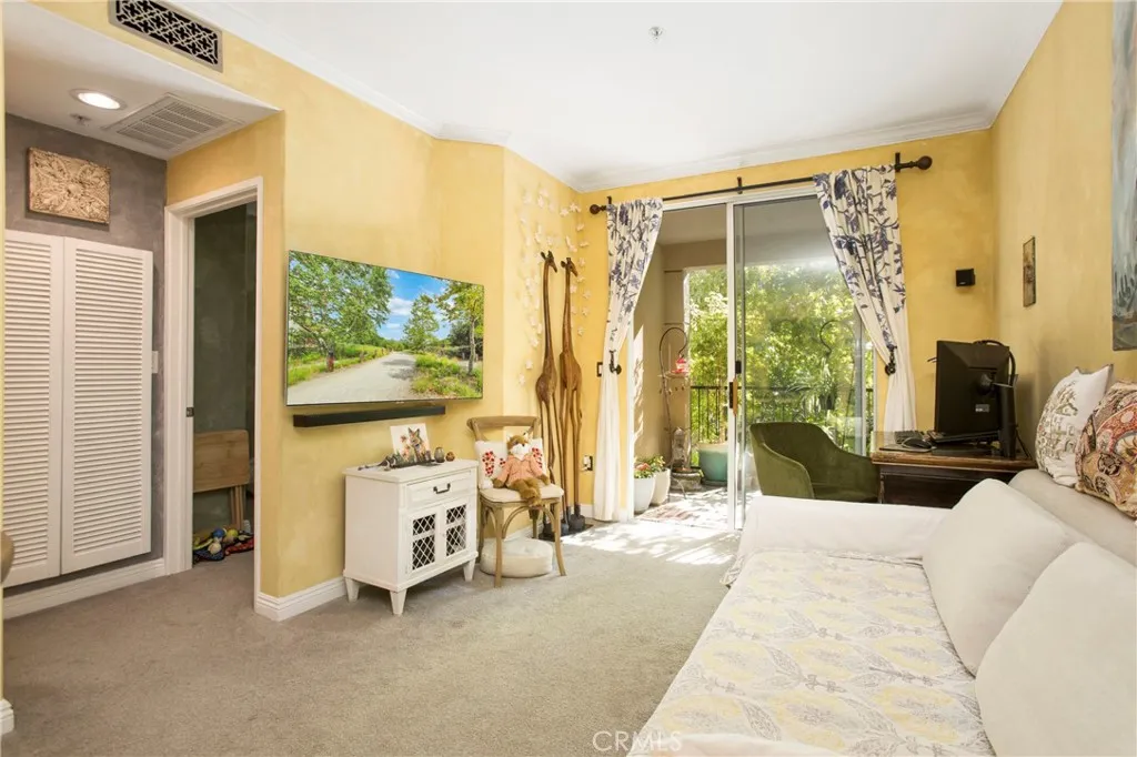 Irvine, California 92612, United States, 1 Bedroom Bedrooms, ,1 BathroomBathrooms,Residential,Active,237480