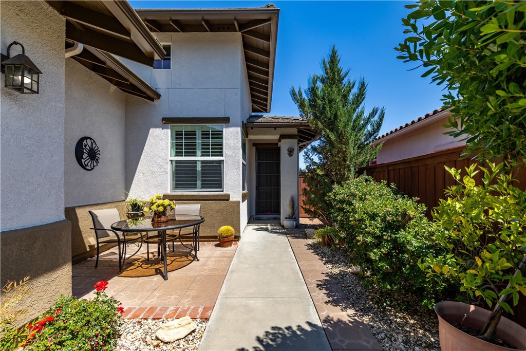 2747 Traditions Loop