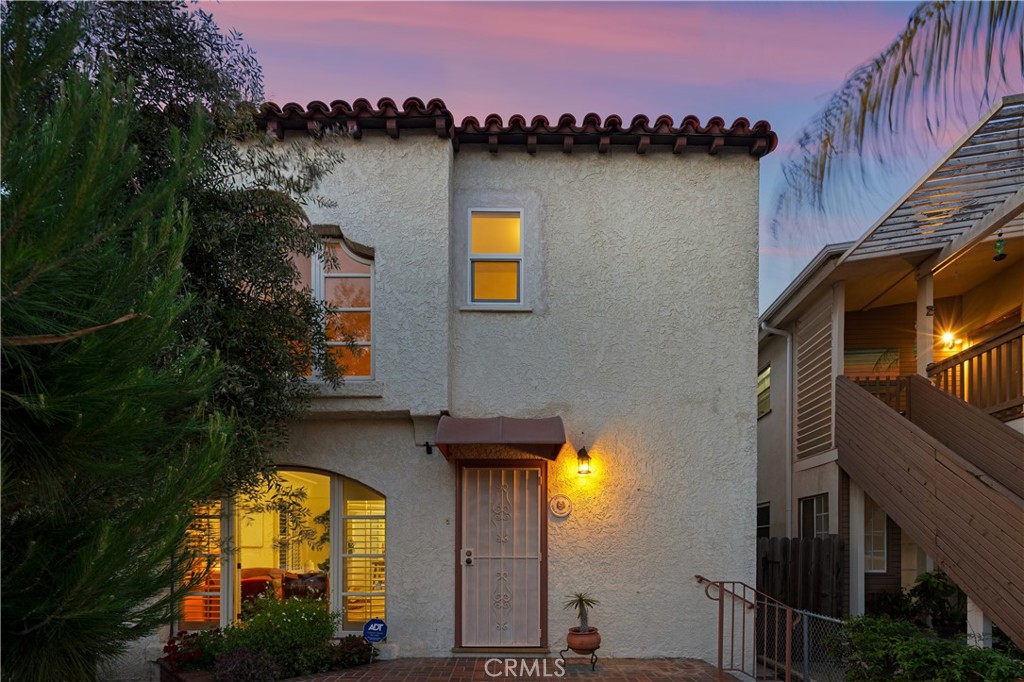 5745 Campo Walk