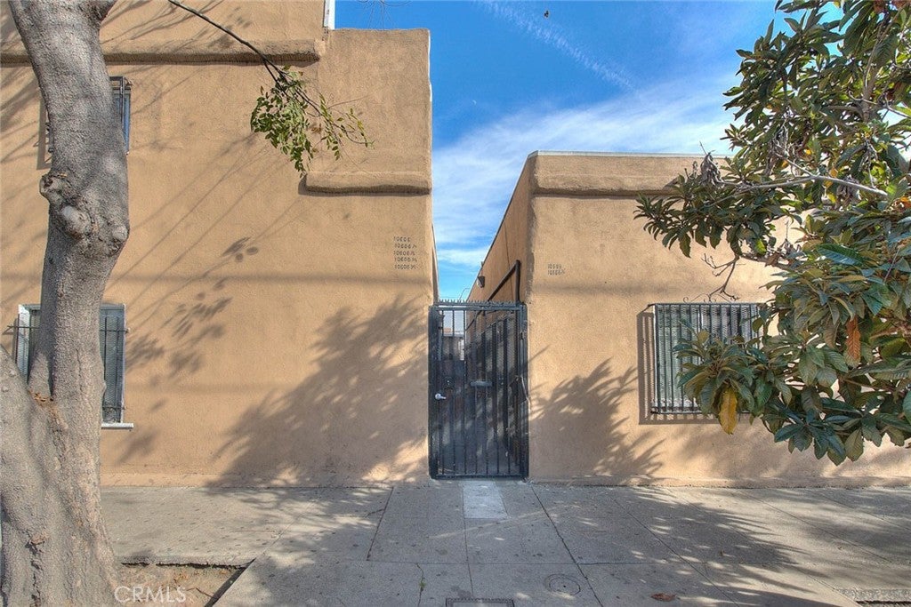 10606 Avalon Boulevard