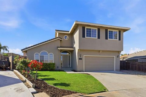 Photo of 1271 Payette Circle, Hollister, CA 95023 (MLS # ML82046278)