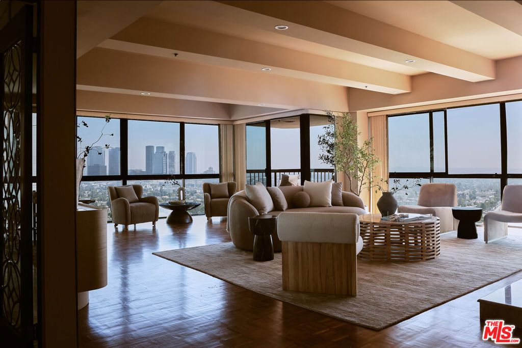 Photo of 10790 Wilshire Boulevard #1603, Los Angeles, CA 90024 (MLS # 25589895)
