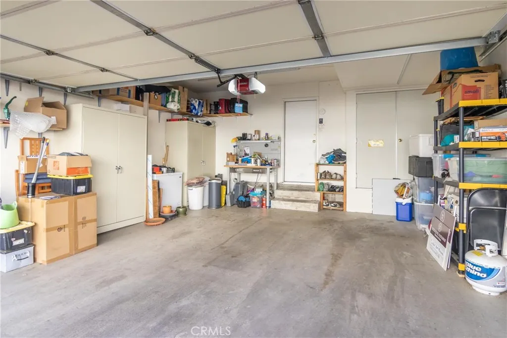 Chatsworth, California 91311, United States, 2 Bedrooms Bedrooms, ,3 BathroomsBathrooms,Residential,Active,244526