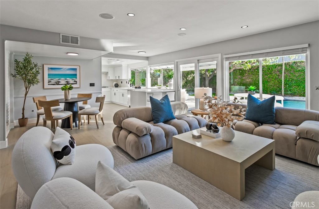 Park Huntington (PKHU) - Residential