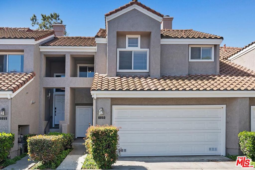 Discover this spacious 2-bedroom, 2.5 bath gem in the serene gated Camarillo Springs community. The sunlit living room with high ceilings, large windows and cozy fireplace offers stunning mountain vistas. The newly renovated modern kitchen features Quartz countertops and stainless steel appliances, perfect for casual meals or entertaining. The dual primary suites boast en-suite baths and ample closet space. Additional highlights include a 2-car garage, indoor laundry, bonus room/office, private patio and access to community amenities like a pool, spa, gym, and clubhouse. With easy access to trails, shopping, dining, and the 101 freeway, this home is in a prime location. Don't miss the chance to join this sought-after community.