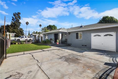 Photo of 1724 Fellows Place, Pomona, CA 91767 (MLS # DW25179564) Photo of 1724 Fellows Place, Pomona, CA 91767 (MLS # DW25179564)