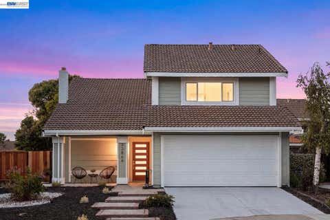 Photo of 33866 Juliet Cir CIR, Fremont, CA 94555 (MLS # 41140616)