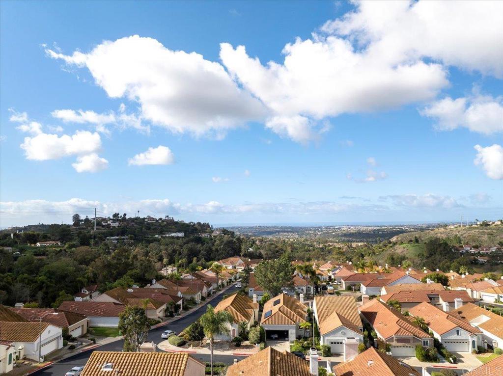 1219 Via San Jacinto