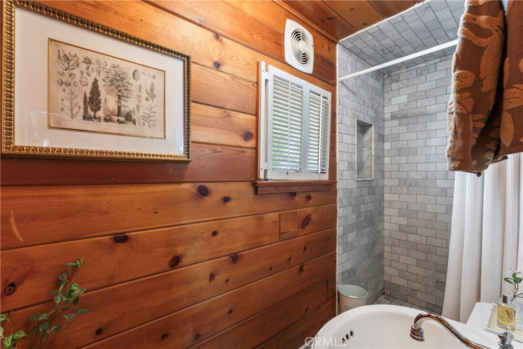 Twin Peaks (TWIN) - Residential