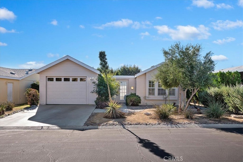 15300 Palm Drive 74
