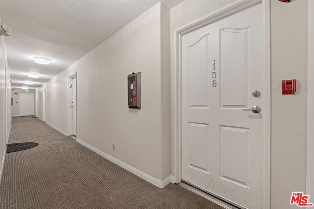 Photo of 1160 Granville Avenue #108, Los Angeles, CA 90049 (MLS # 26865607)