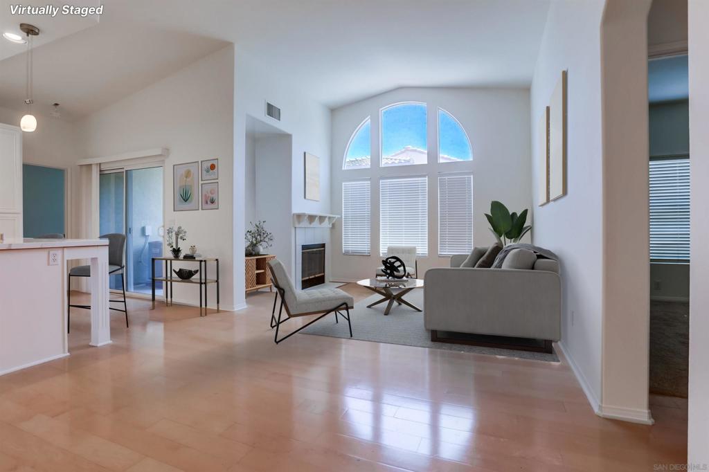 11825 Miro Cir