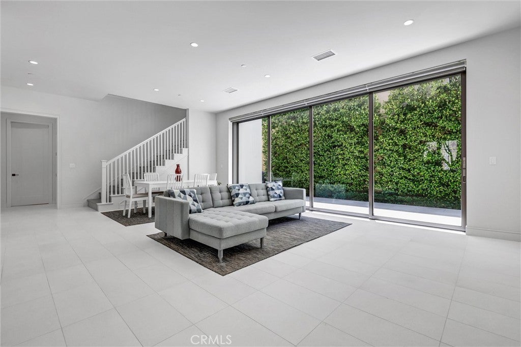 138 Linda Vista