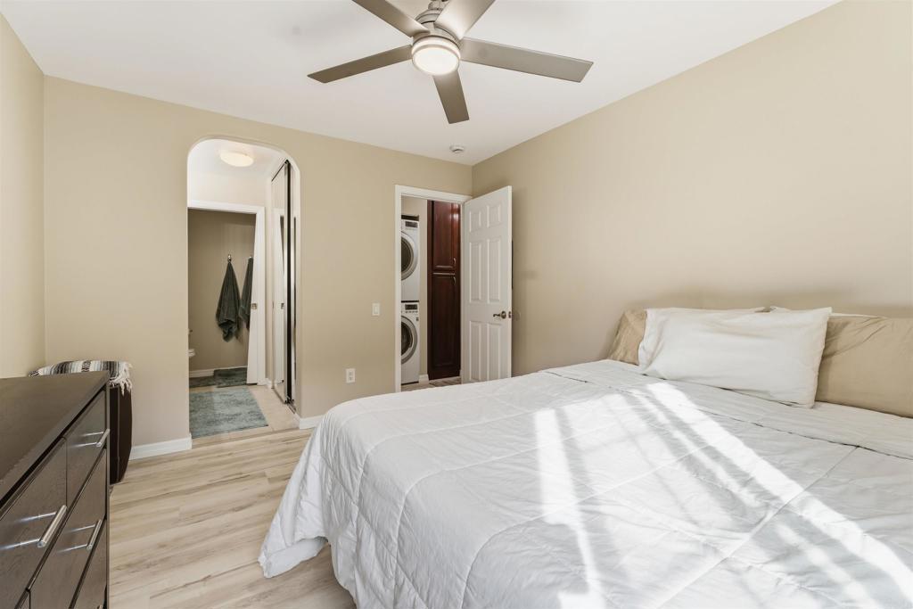 CLAIREMONT - Residential