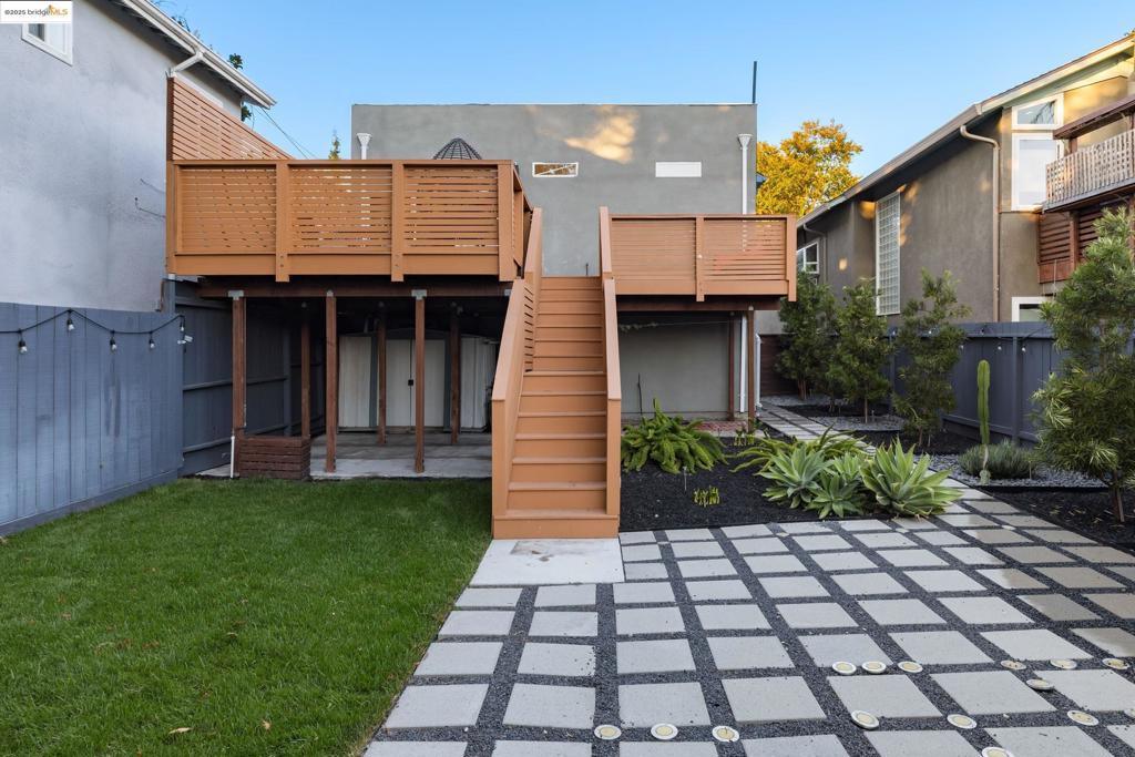 PIEDMONT AVENUE - Residential