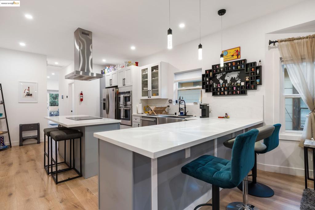 PIEDMONT AVENUE - Residential