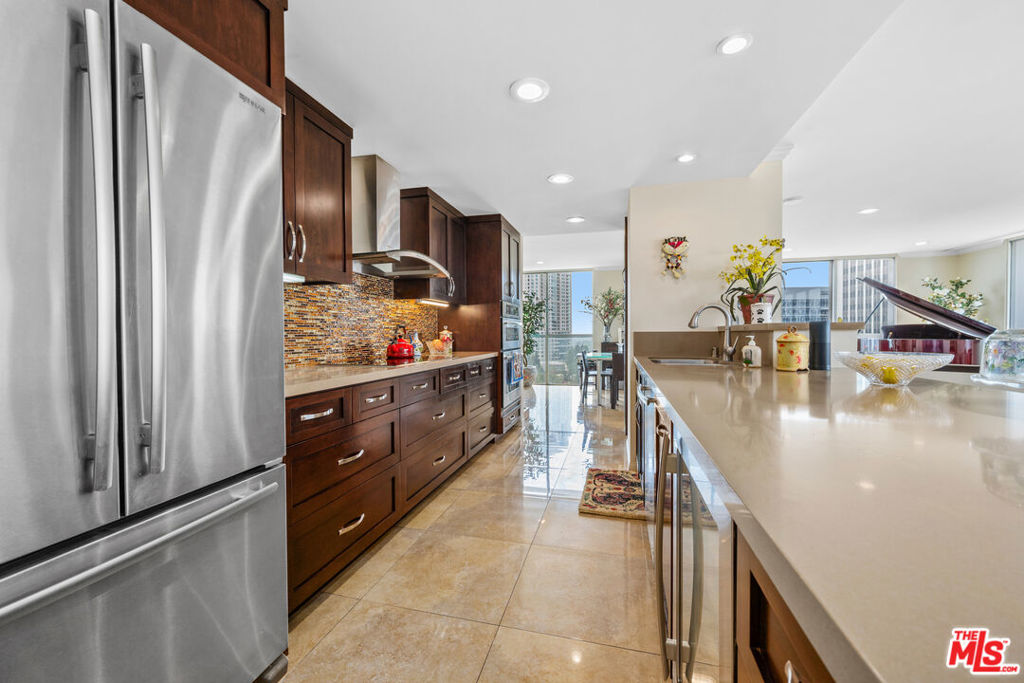 2160 Century Parkway 1712