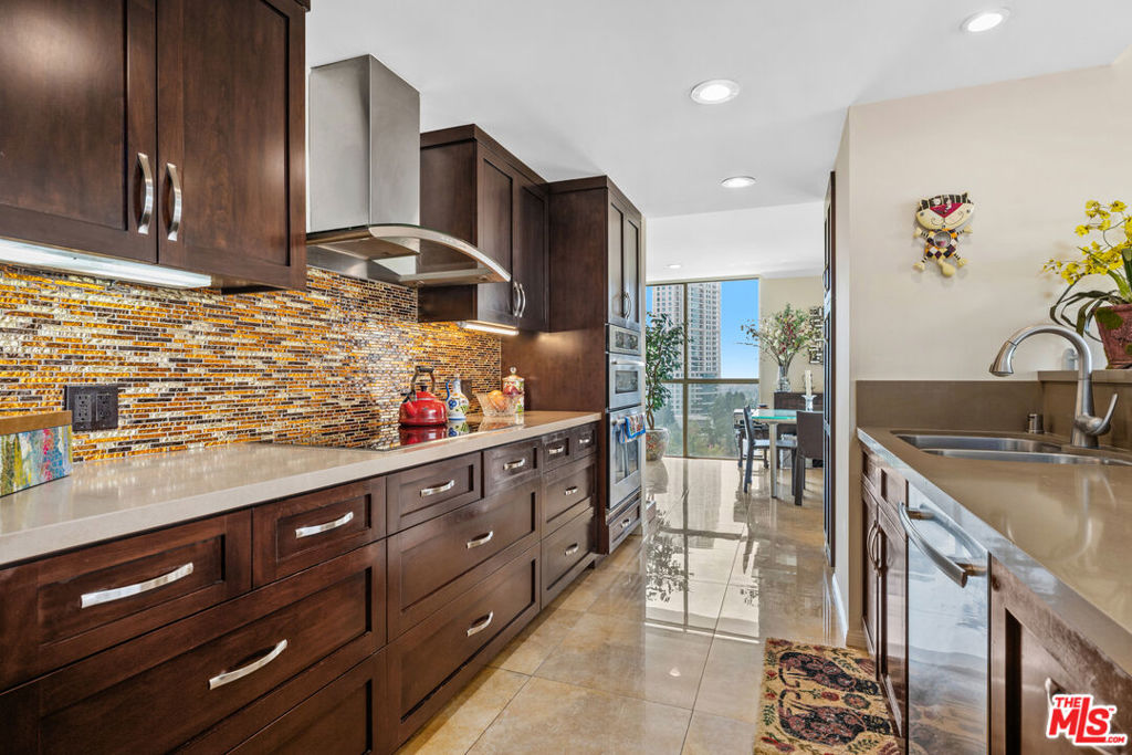 2160 Century Parkway 1712