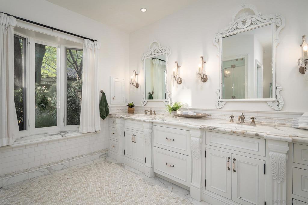 Rancho Santa Fe - Residential