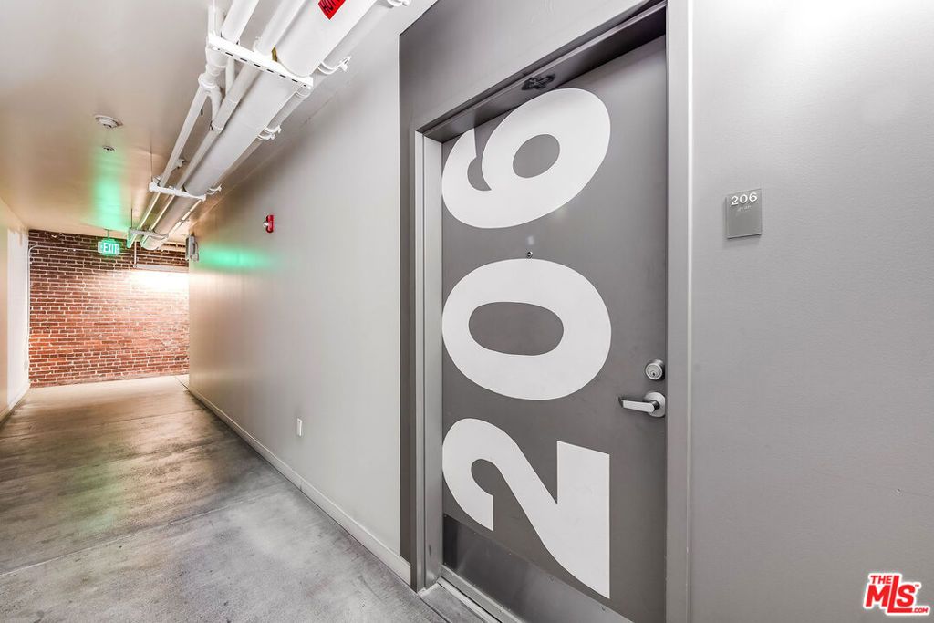 Photo of 527 Molino Street #206, Los Angeles, CA 90013 (MLS # 26649241)