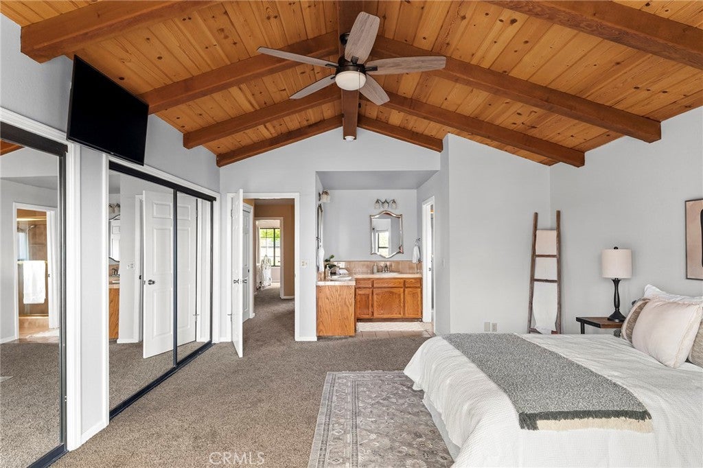 4992 Ravelle Court