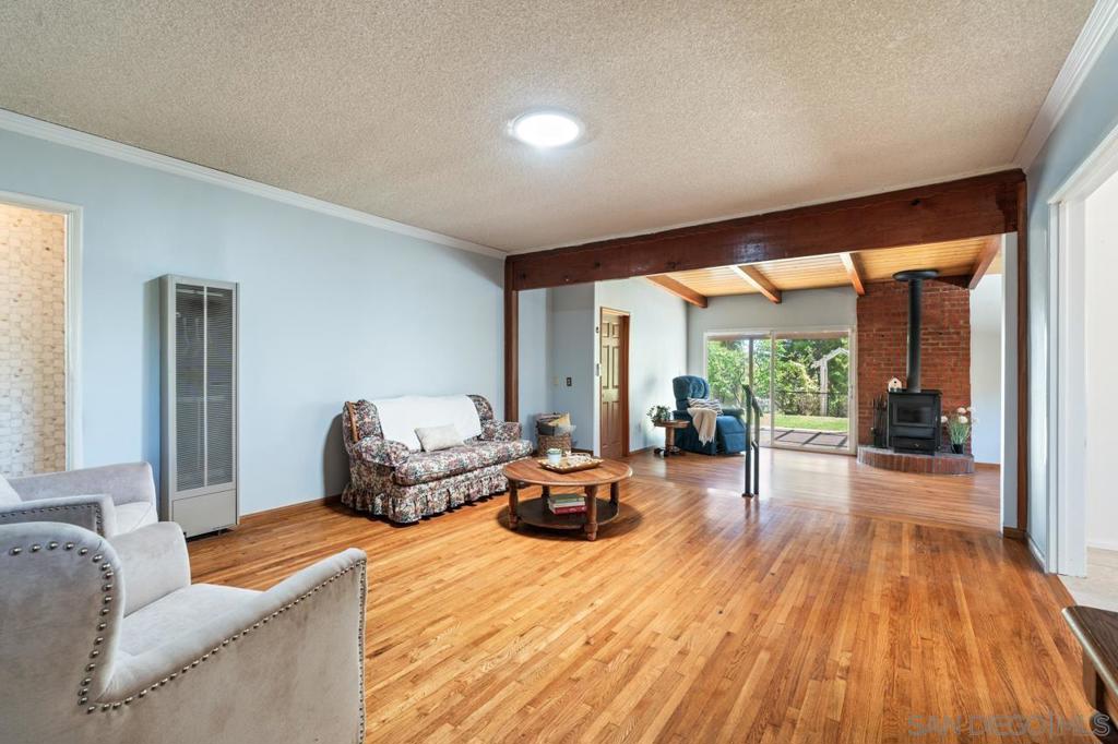 6031 Sinton