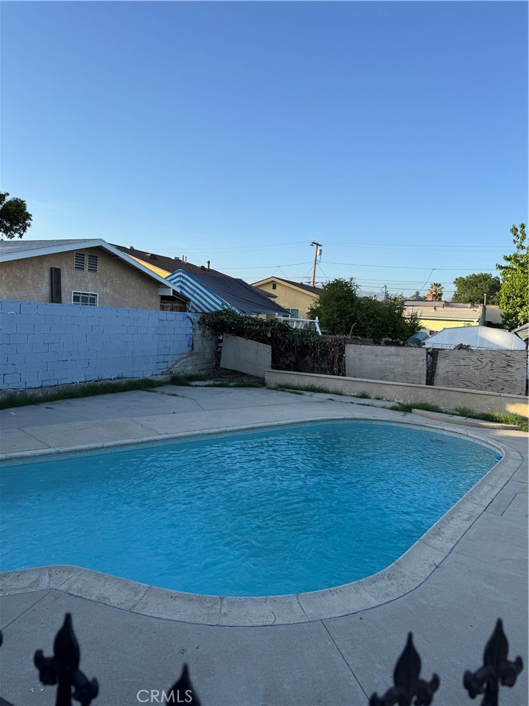 9968 Lev Avenue