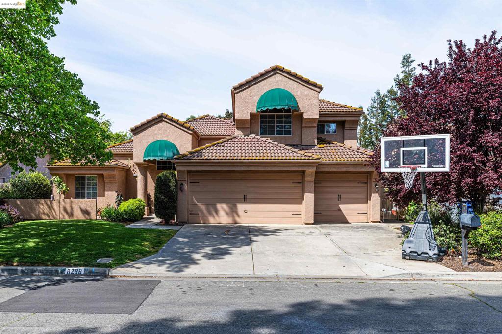 Welcome to this spacious and beautifully maintained 5 bedroom, 3 bathroom home offering 2,781 sq ft of living space on a generous 7,039 sq ft lot. Located in one of the most sought after neighborhoods on Fig Garden Loop, this property combines comfort, convenience, and timeless charm. This two story residence features a bright and open floor plan, ideal for both entertaining and everyday living. The main level includes a formal living and dining area, a large family room, and a well appointed kitchen with ample cabinetry and counter space. Two bedrooms and a full bath downstairs are perfect for guests or a home office. Upstairs, you will find three spacious bedrooms, including a luxurious primary suite with a walk-in closet and en-suite bathroom. The backyard offers plenty of space for outdoor entertaining, gardening, or future pool plans. Don't miss this rare opportunity to own a home in this prestigious neighborhood, close to top rated schools, shopping, dining and more! Contact us today to schedule a private showing.